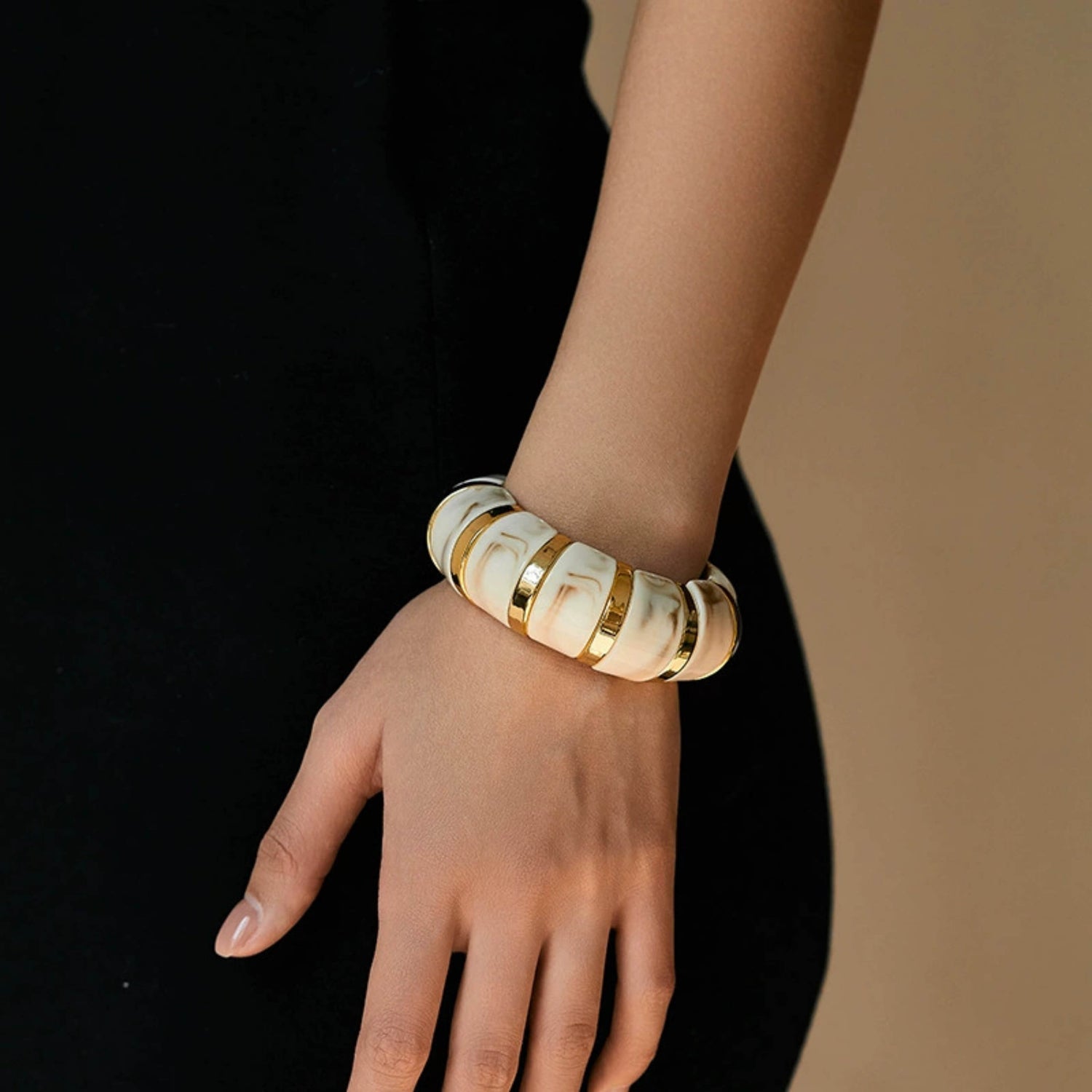 Elara Bangle