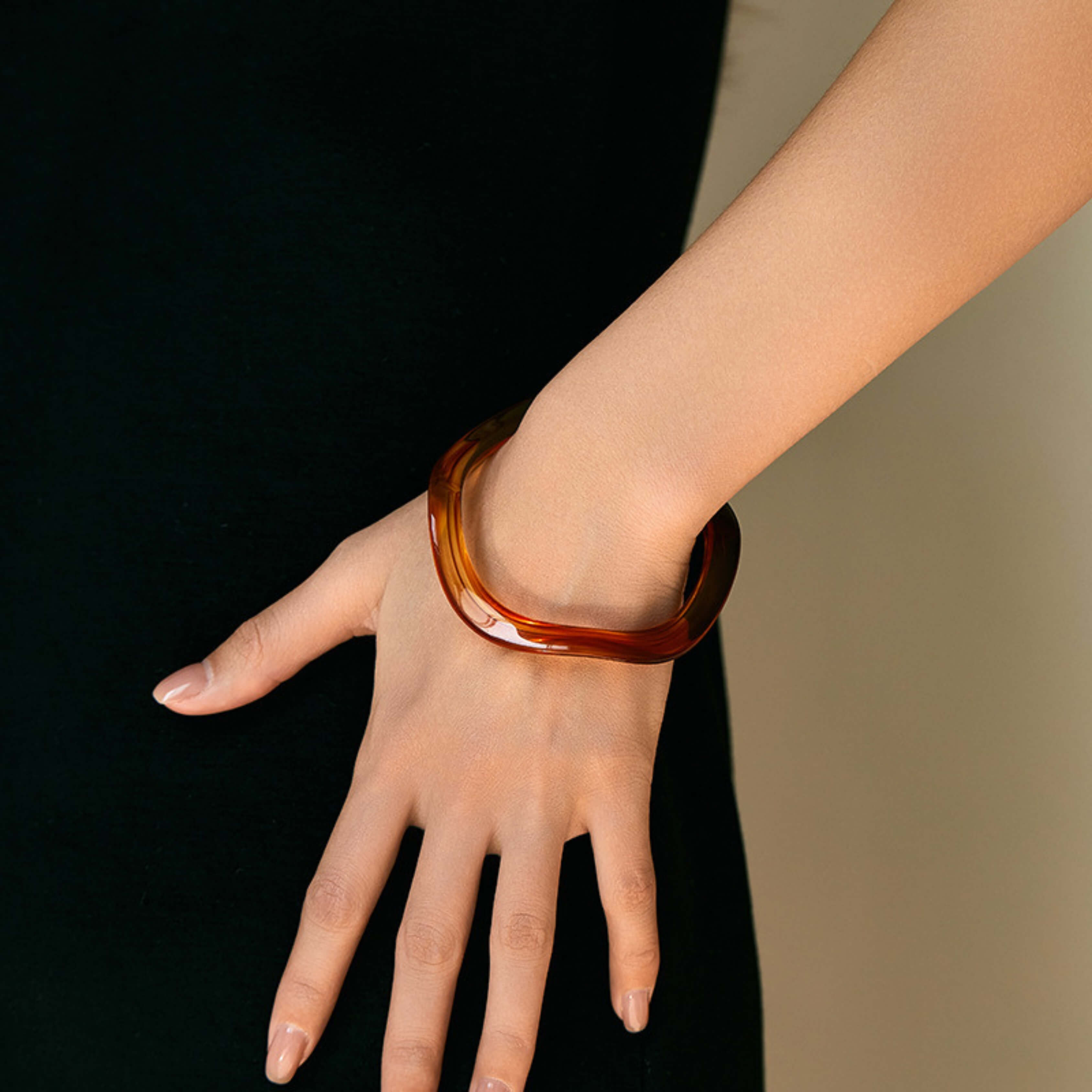 Muse Curve Bracelet