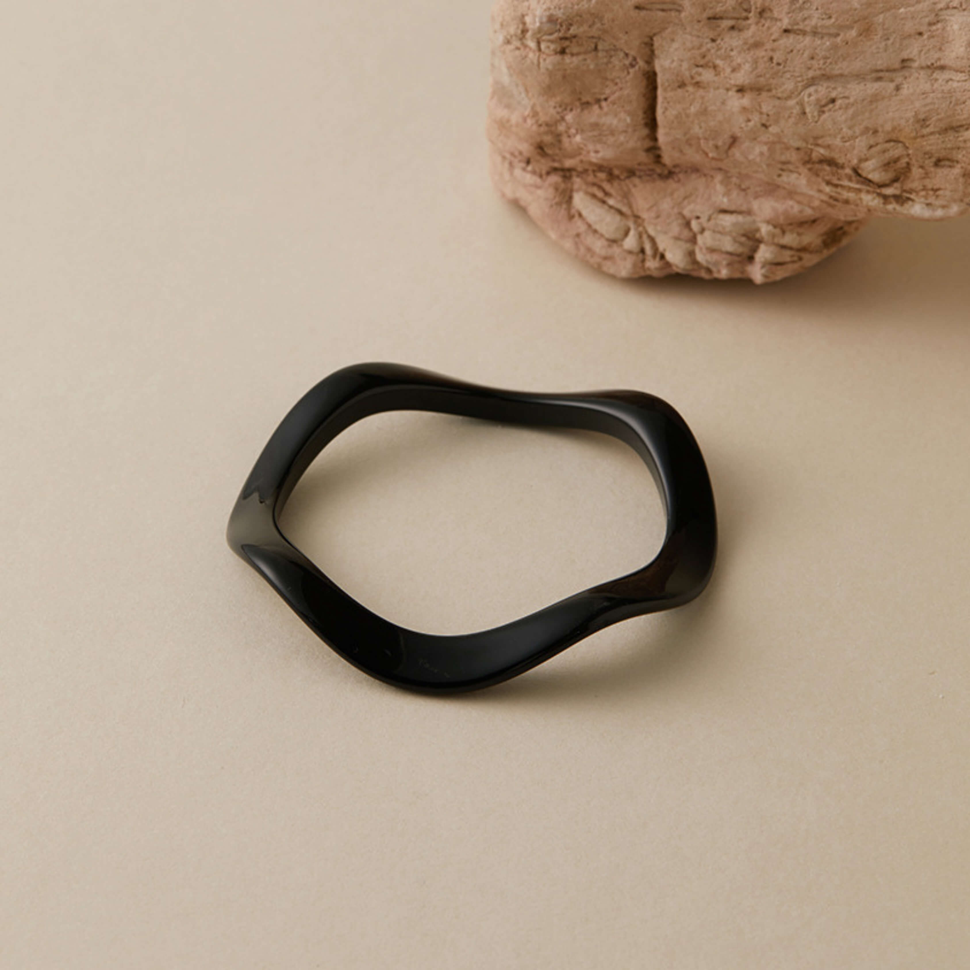 Muse Curve Bracelet